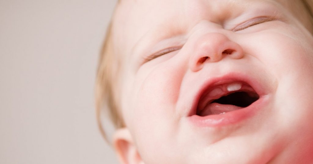 Diş Çıkaran Bebeğe İyi Gelen Şeyler